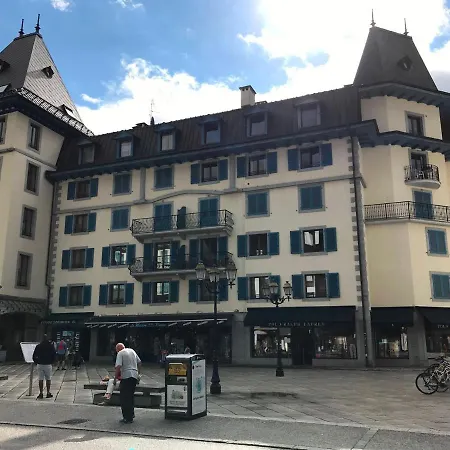 Cosy Au Centre De Avec Parking - Fr-1-507-42 Chamonix