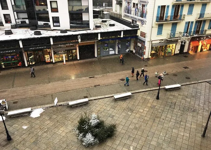 Cosy Au Centre De Avec Parking - Fr-1-507-42 * Chamonix